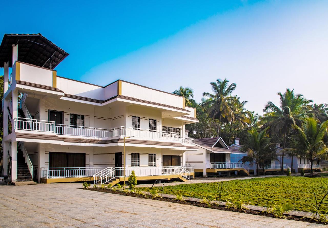 Mastiff Select Terrain Dandeli Hotell Eksteriør bilde