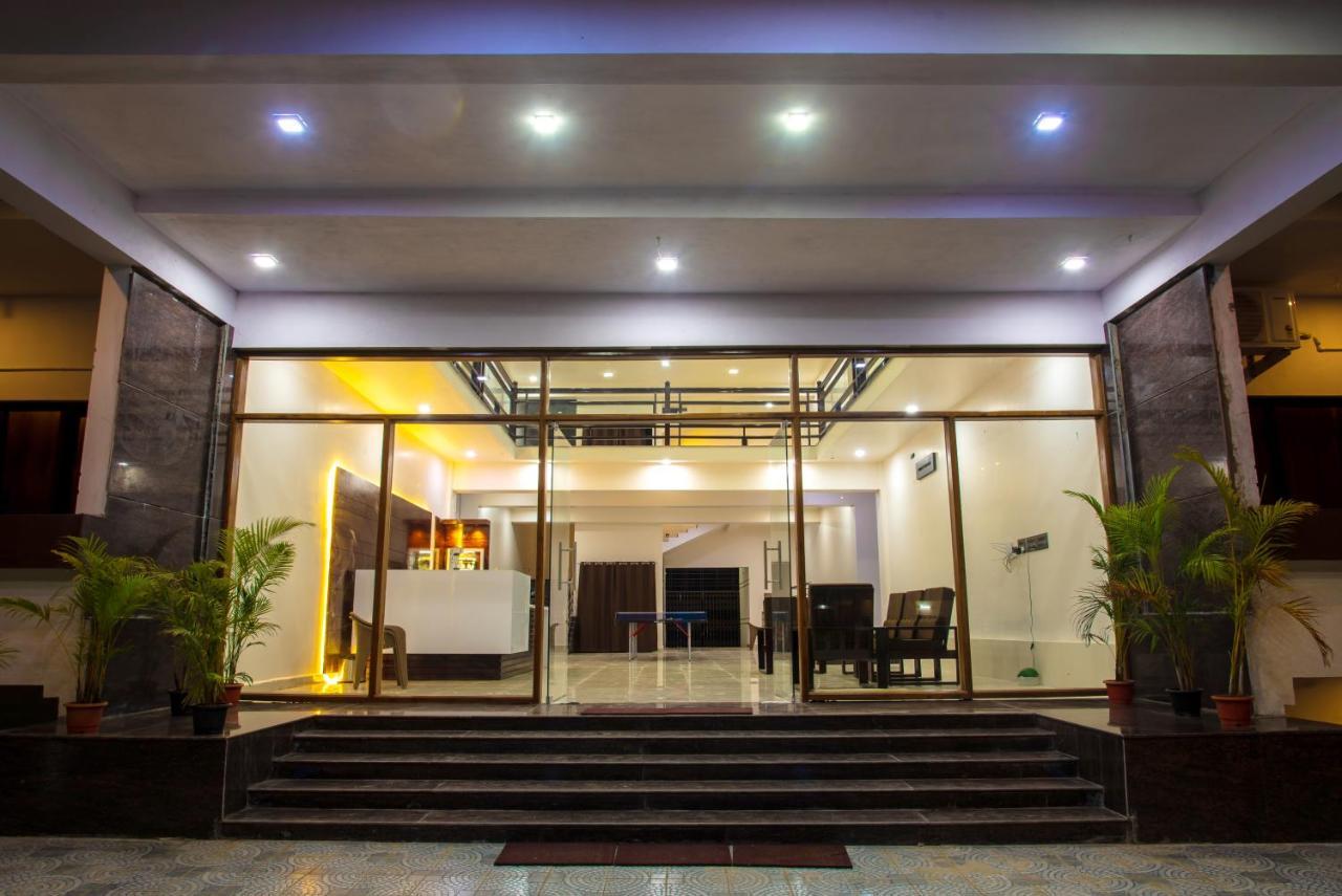 Mastiff Select Terrain Dandeli Hotell Eksteriør bilde