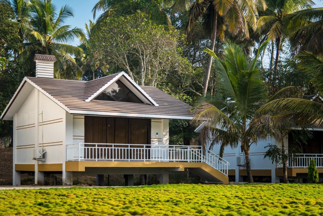 Mastiff Select Terrain Dandeli Hotell Eksteriør bilde