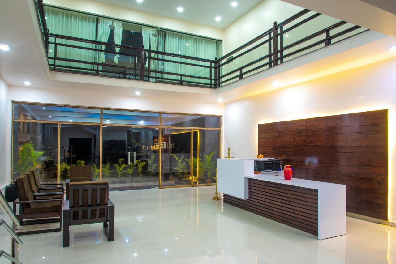 Mastiff Select Terrain Dandeli Hotell Eksteriør bilde