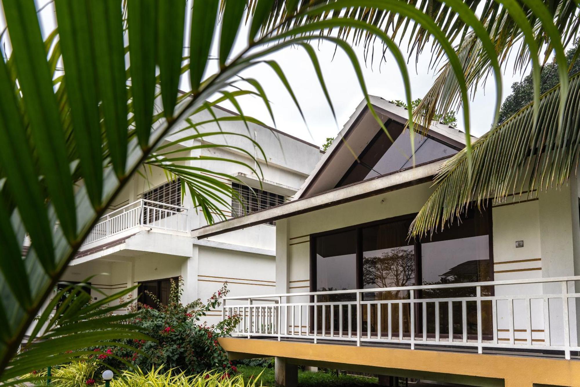 Mastiff Select Terrain Dandeli Hotell Eksteriør bilde