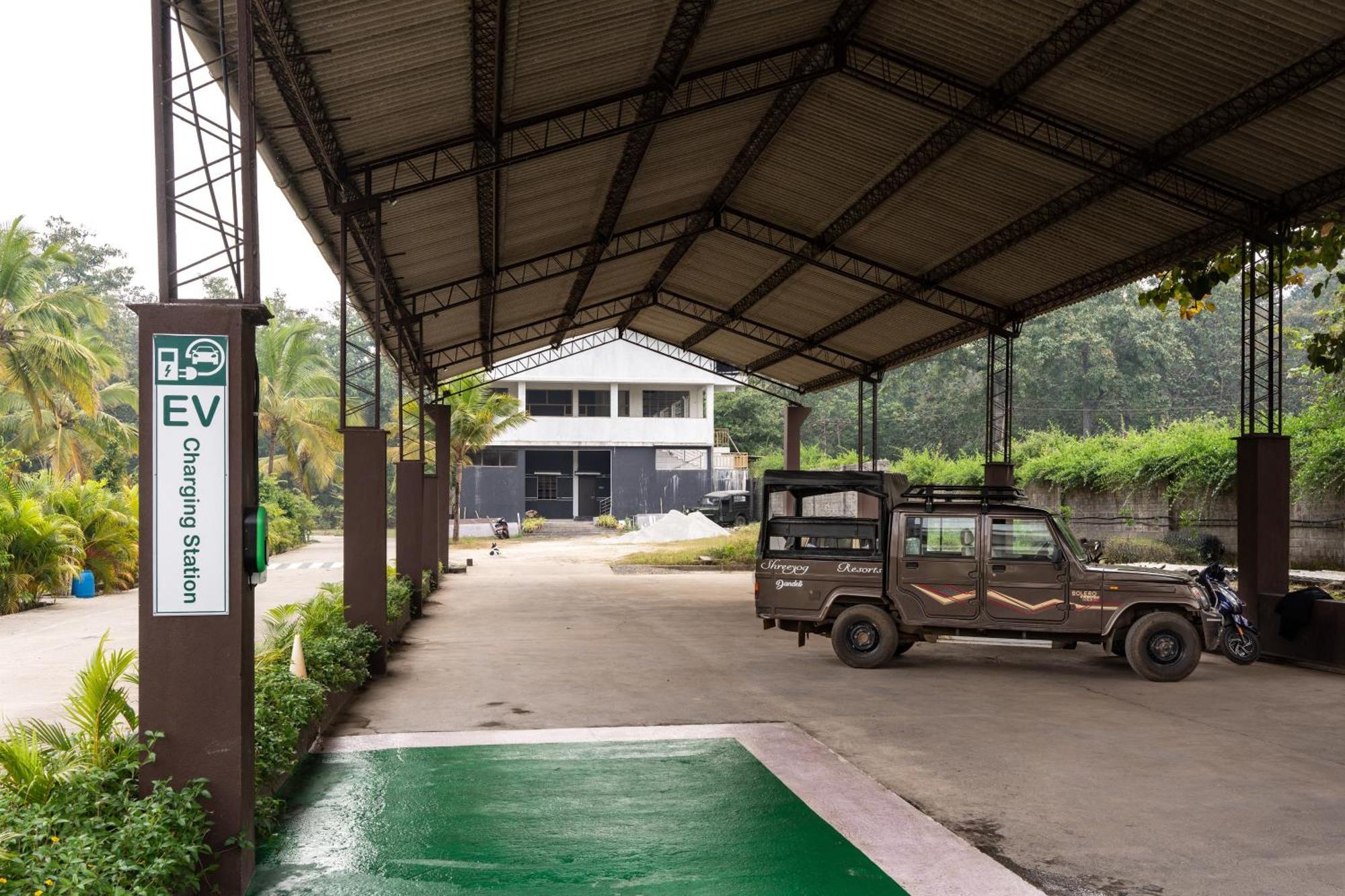 Mastiff Select Terrain Dandeli Hotell Eksteriør bilde